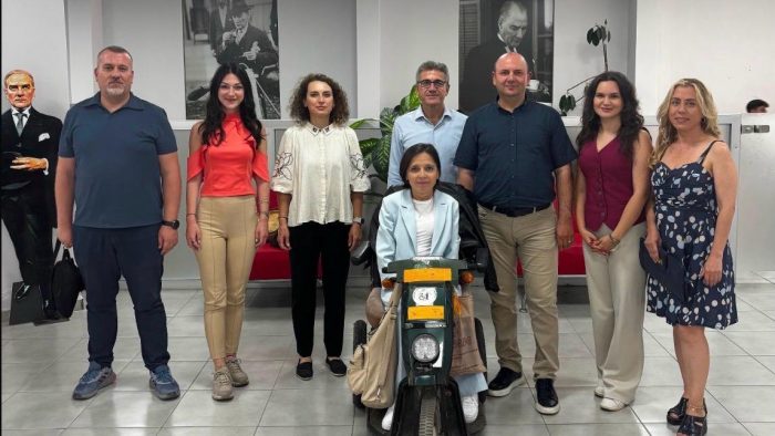 ÜNİVERSİTE ALANLARI ÜCRETLİ DEĞİLDİR